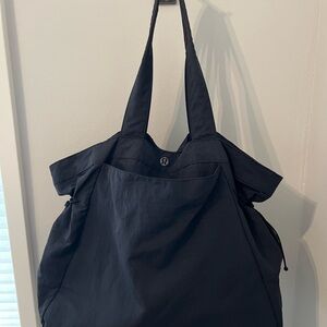 lululemon athletica Black Side-cinching Tote Bag